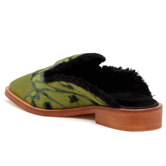 NIB FREE PEOPLE Butterfly Effect Mule Green Shoes - Picture 2 of 9